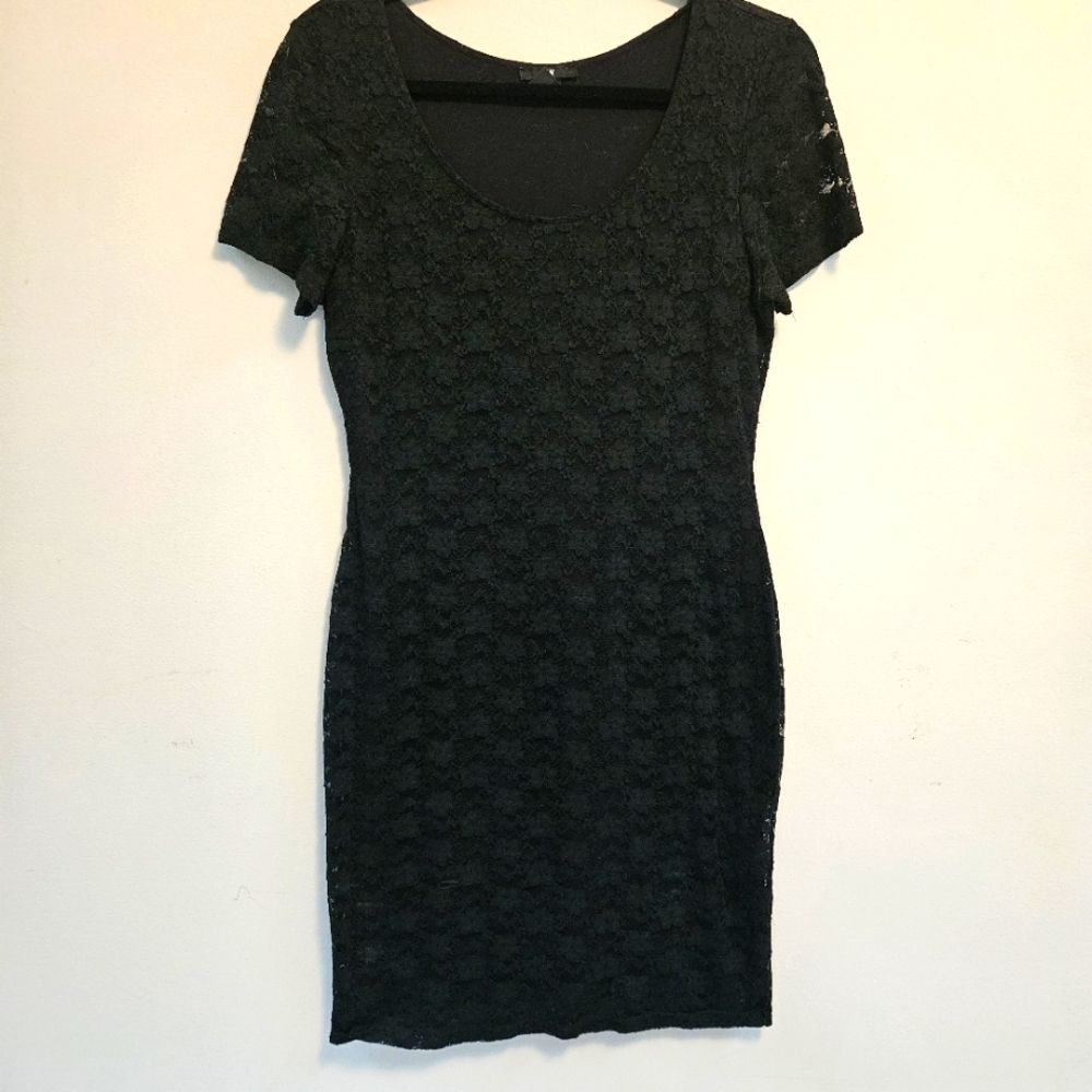 H&M Lace Dress Women's Size Medium Sheath Knee Length Black